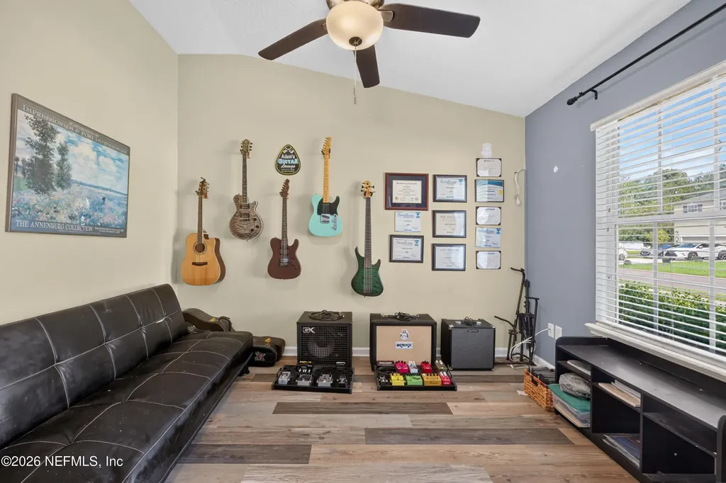 2065 Creekmont Drive Middleburg FL 32068