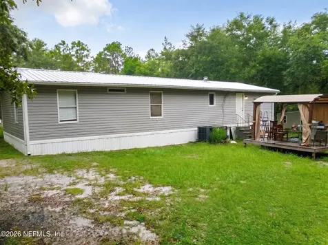 408 Rhode Island Avenue Satsuma FL 32189