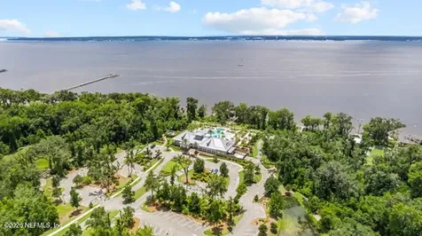704 Kendall Crossing Drive St. Johns FL 32259