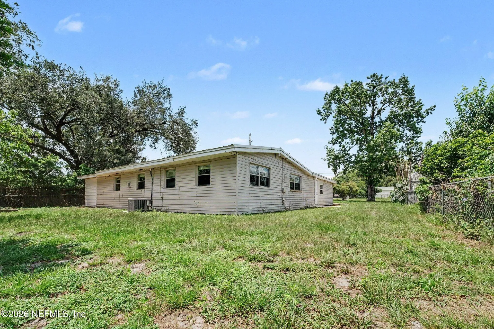 919 Crest Drive E Jacksonville FL 32221