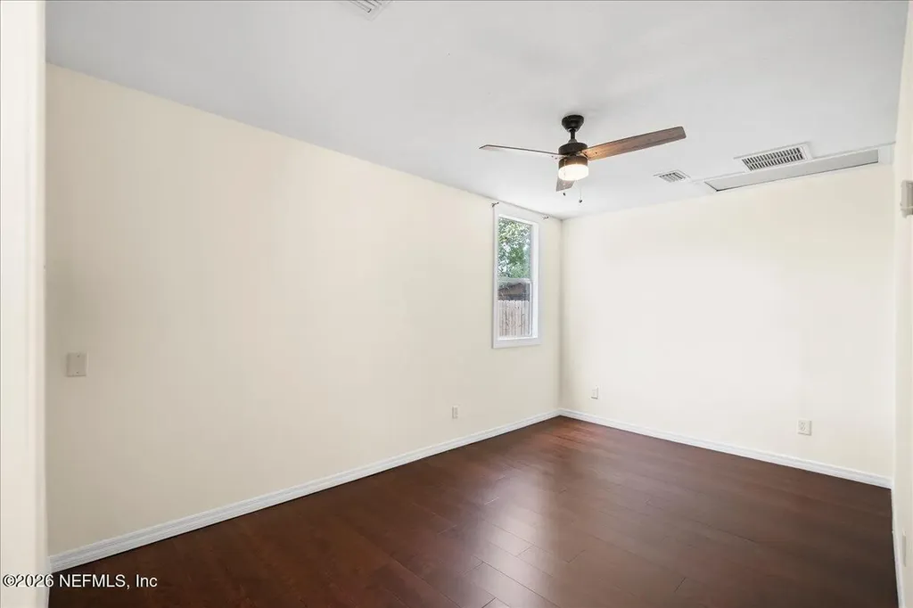 1889 Faye Road Jacksonville FL 32218