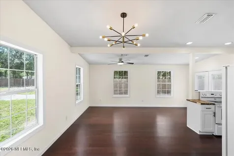 1889 Faye Road Jacksonville FL 32218