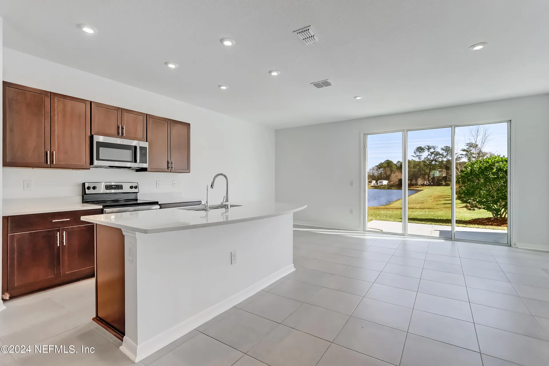 13115 Annies Walk Drive Jacksonville FL 32218