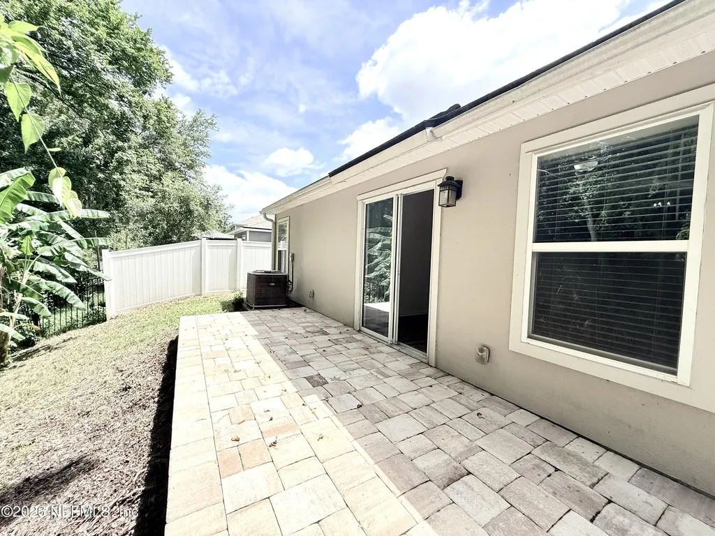 7838 Meadow Walk Lane Jacksonville FL 32256
