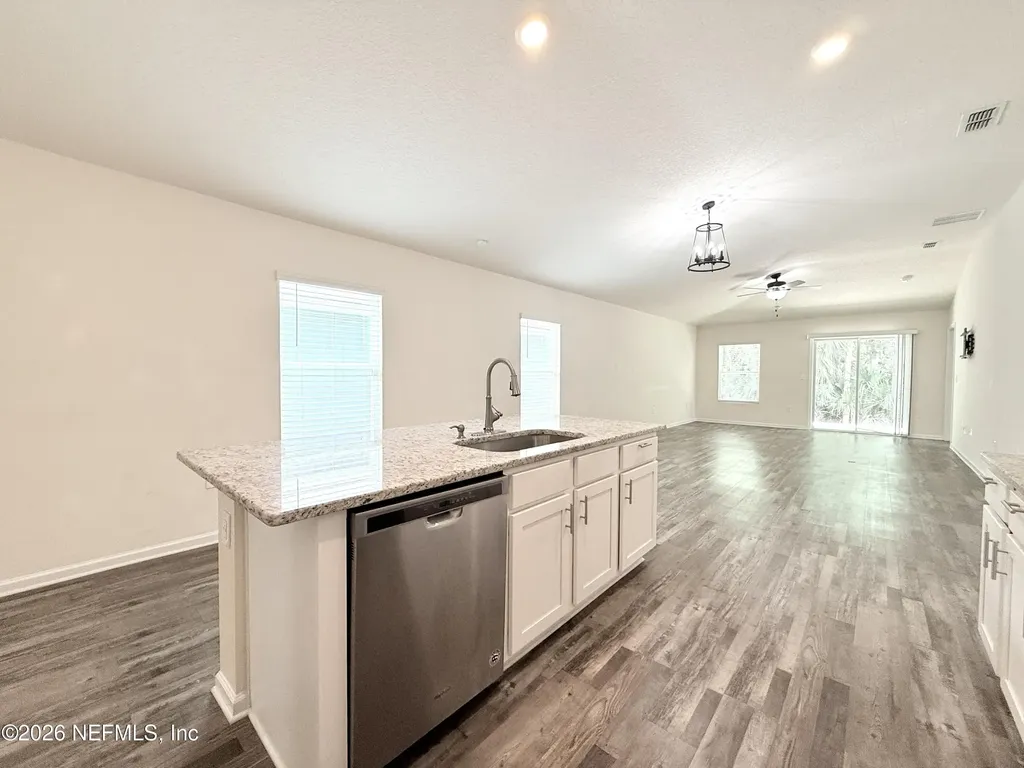 7838 Meadow Walk Lane Jacksonville FL 32256