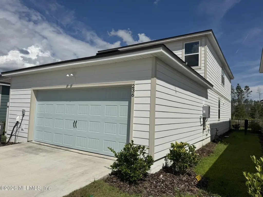 236 Hawthorn Park Circle Yulee FL 32097