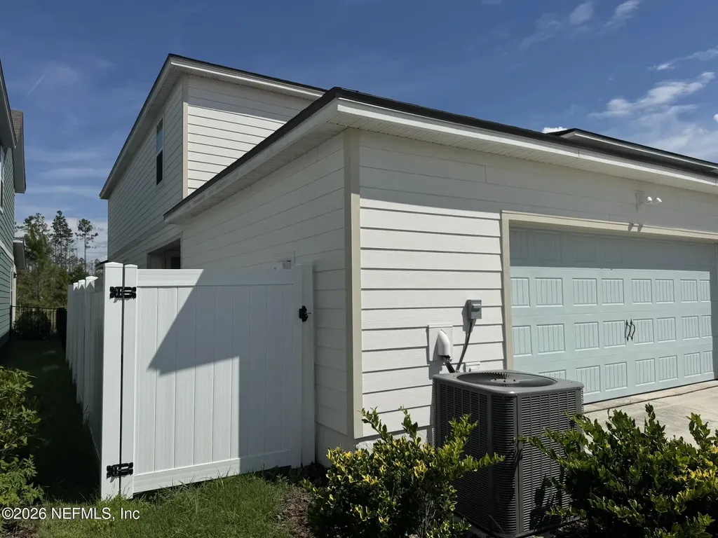 236 Hawthorn Park Circle Yulee FL 32097