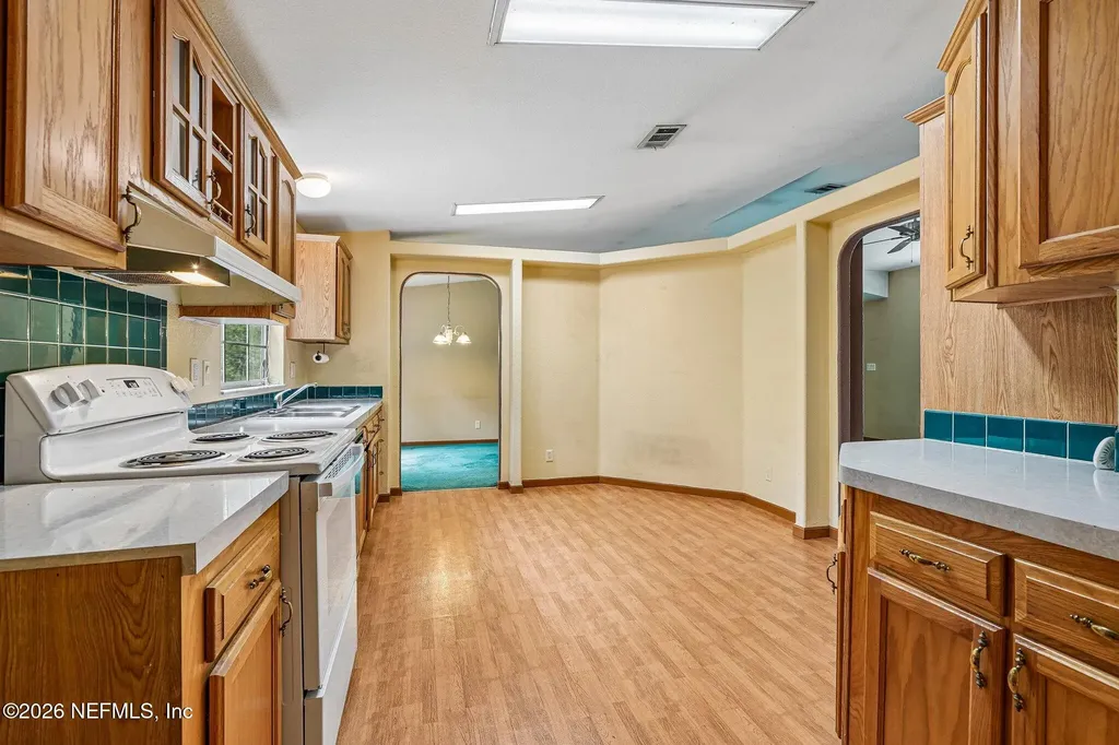 403 E Indiana Street Florahome FL 32140
