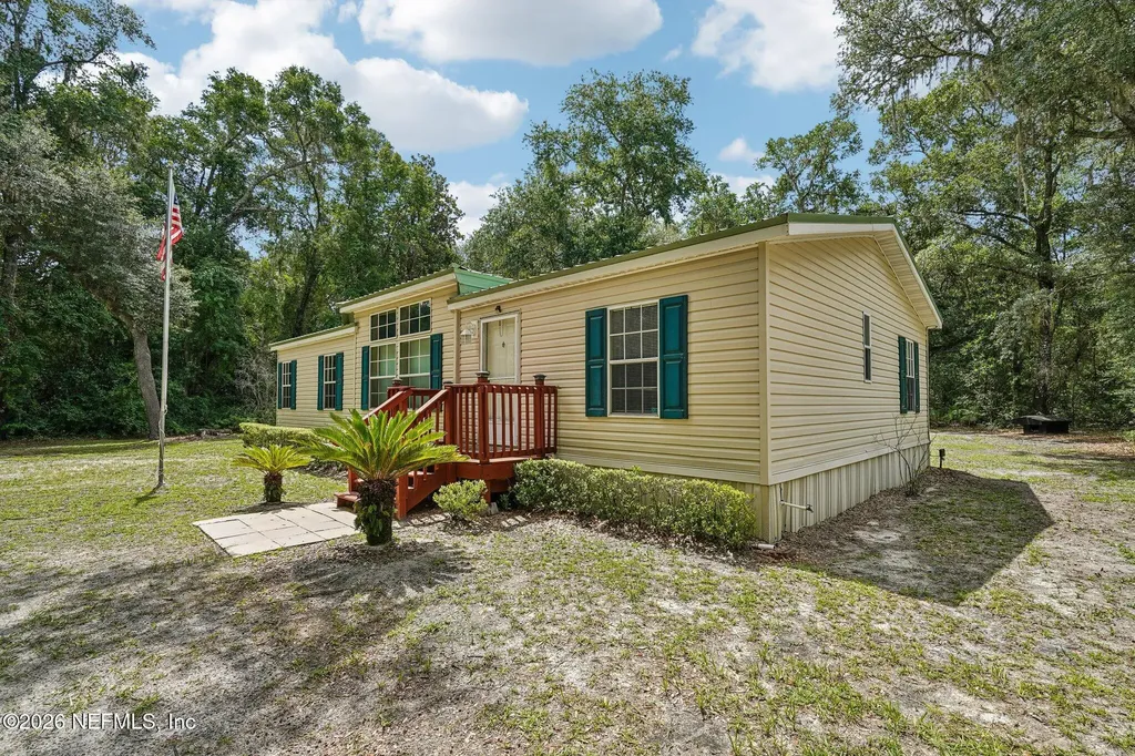 403 E Indiana Street Florahome FL 32140