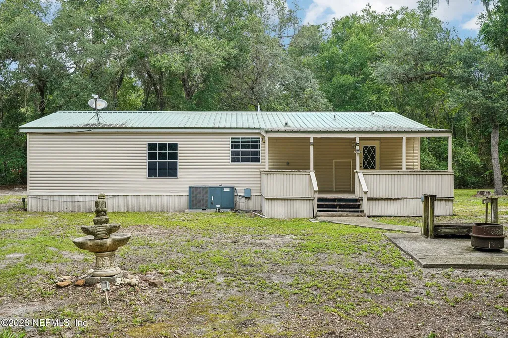 403 E Indiana Street Florahome FL 32140