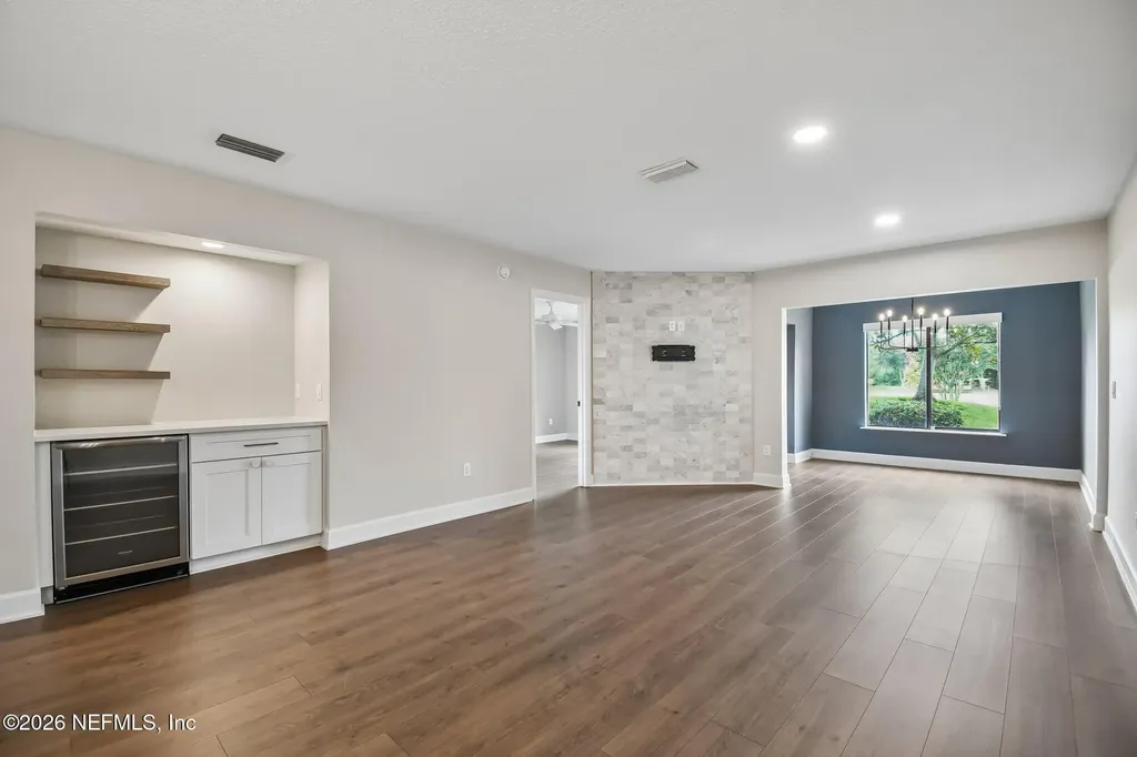 3809 Lavista Circle Jacksonville FL 32217
