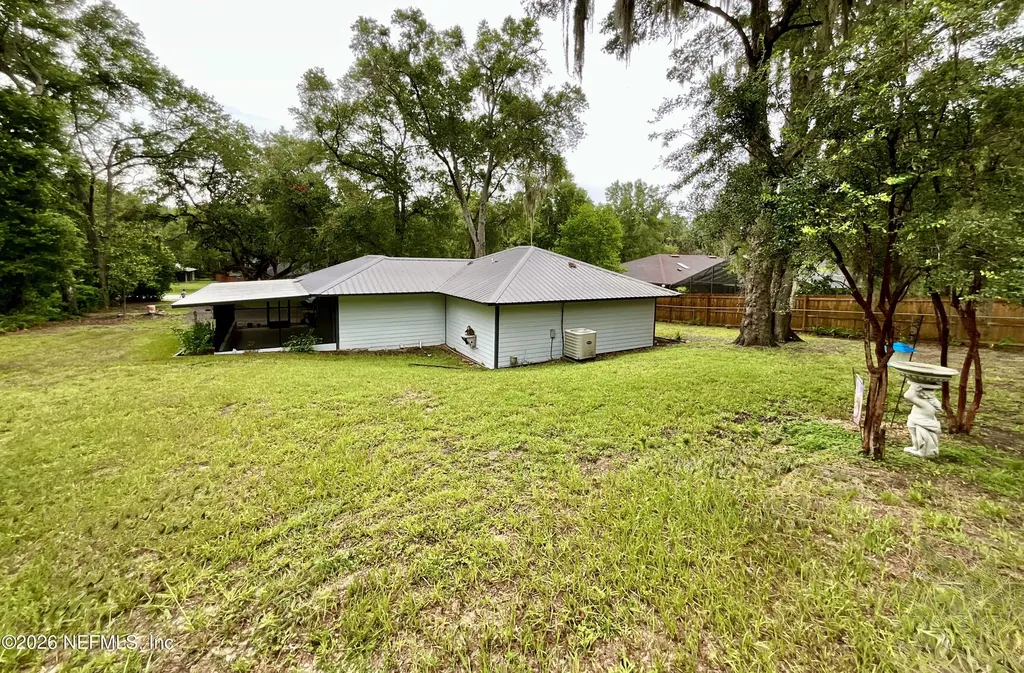 468 SE 28th Way Melrose FL 32666