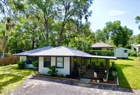 468 SE 28th Way Melrose FL 32666