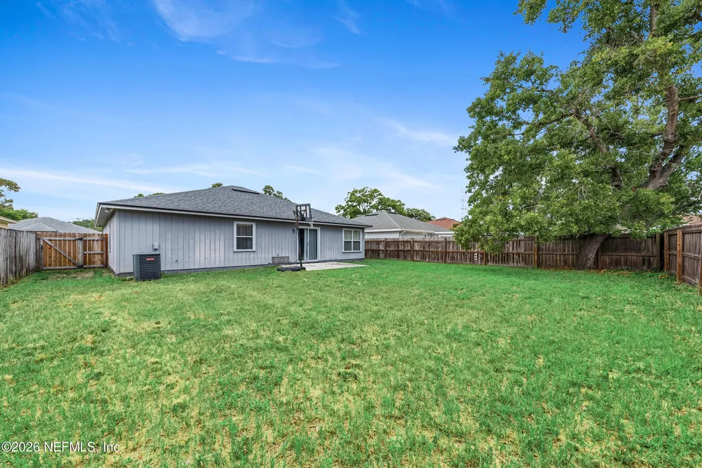 3329 Cancun Drive E Jacksonville FL 32225