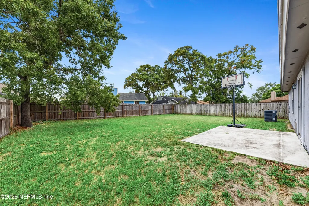 3329 Cancun Drive E Jacksonville FL 32225