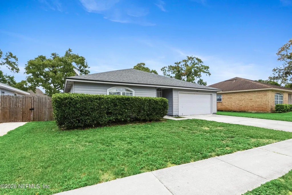 3329 Cancun Drive E Jacksonville FL 32225