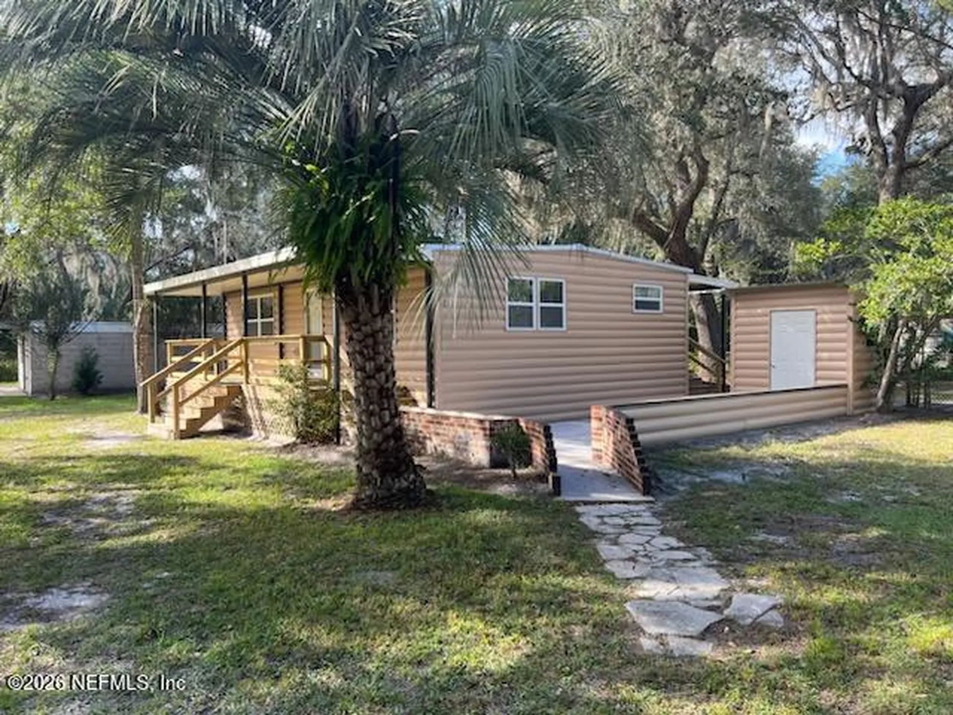 125 Willis Road Hollister FL 32147