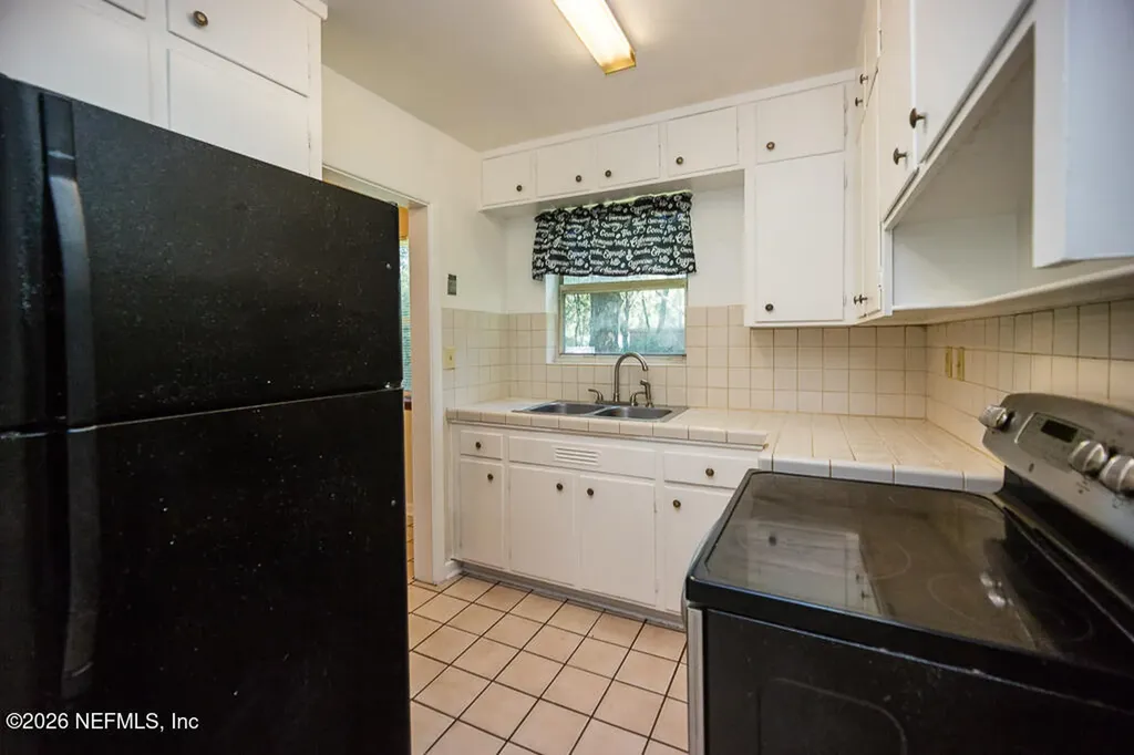 7215 Berry Avenue Jacksonville FL 32211