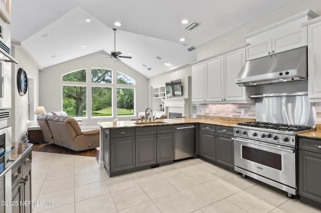 649 Treehouse Circle St. Augustine FL 32095