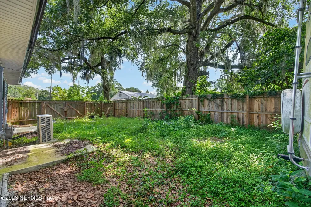 3323 St Johns Avenue Palatka FL 32177
