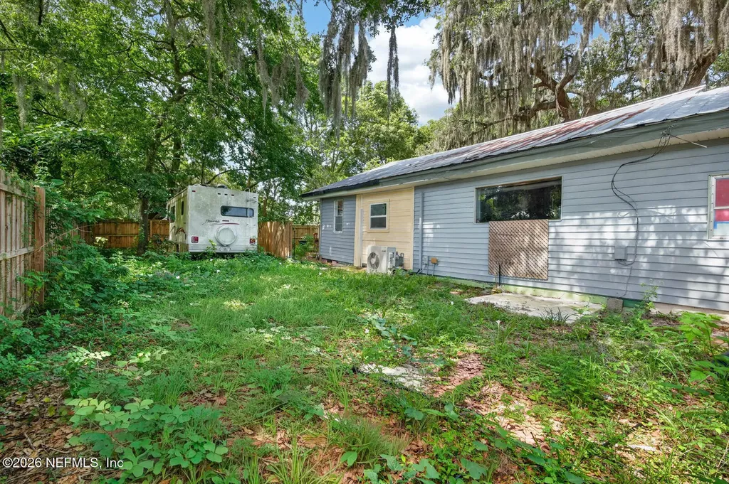 3323 St Johns Avenue Palatka FL 32177