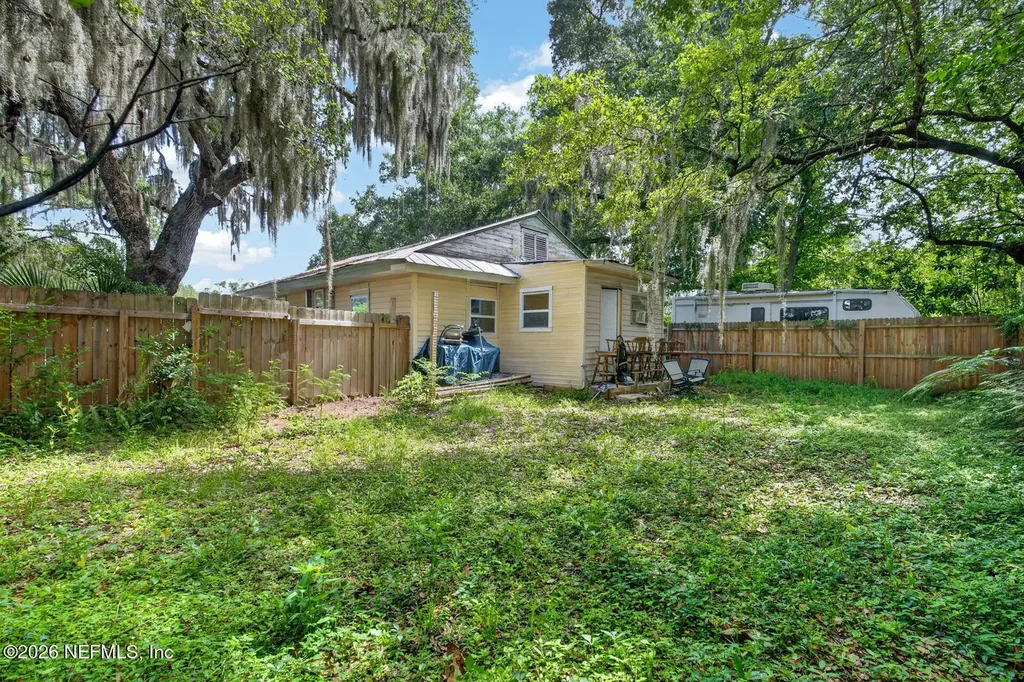 3323 St Johns Avenue Palatka FL 32177