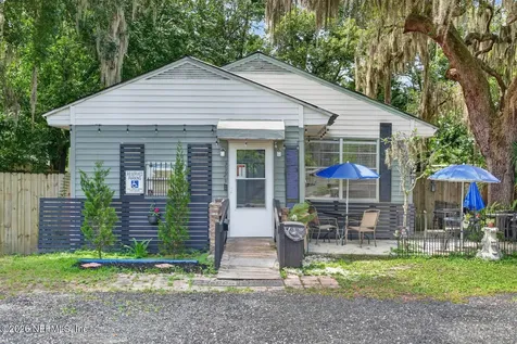 3323 St Johns Avenue Palatka FL 32177