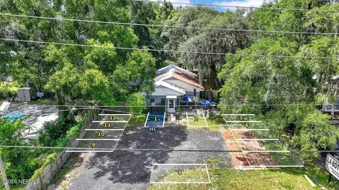 3323 St Johns Avenue Palatka FL 32177