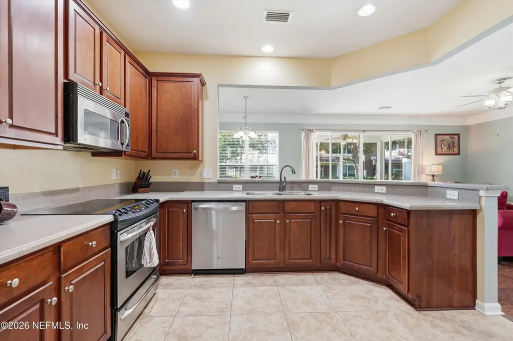 6480 Yellow Leaf Court Jacksonville FL 32258