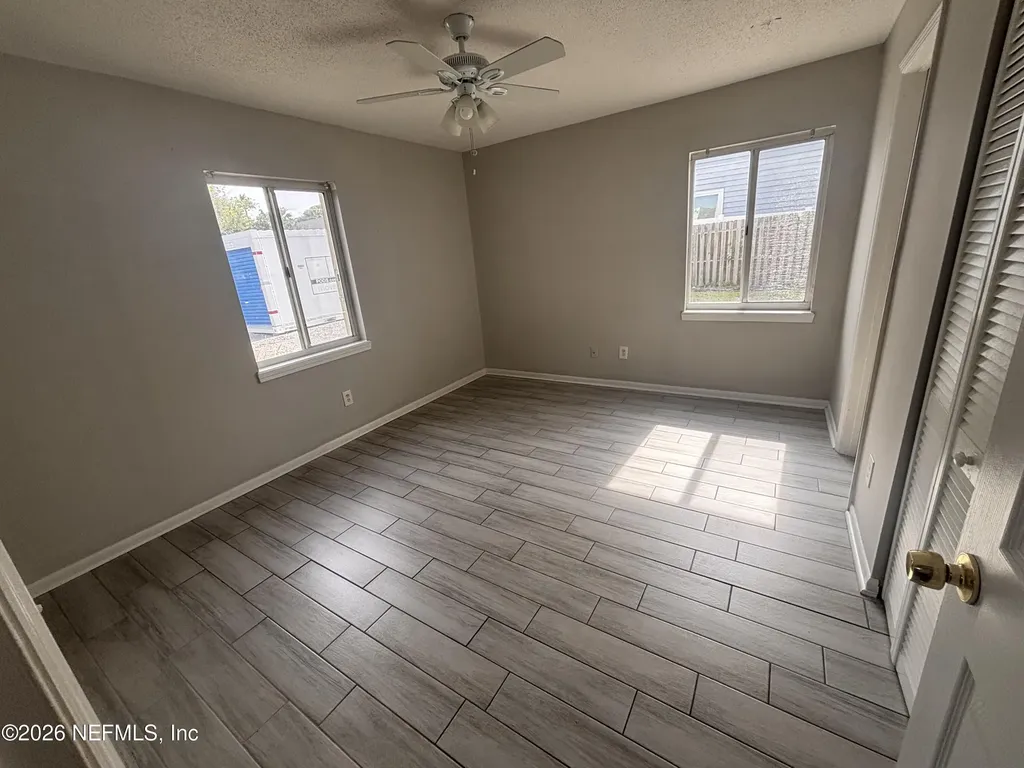 402 S 8th Avenue Jacksonville Beach FL 32250