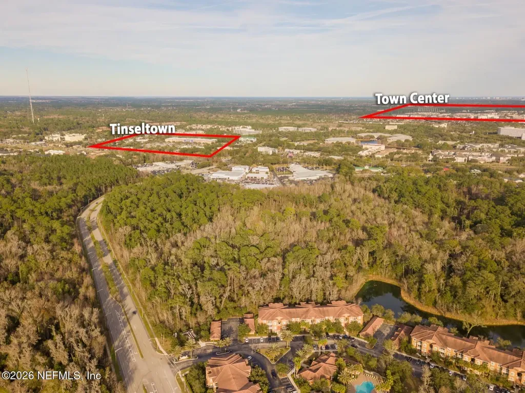 8539 Gate Parkway W Jacksonville FL 32216