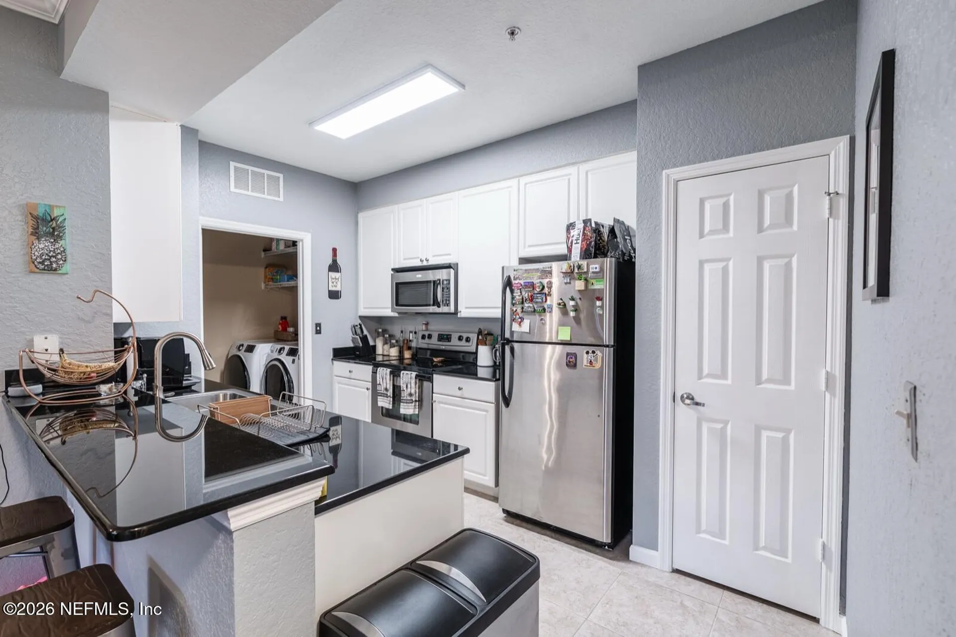 8539 Gate Parkway W Jacksonville FL 32216