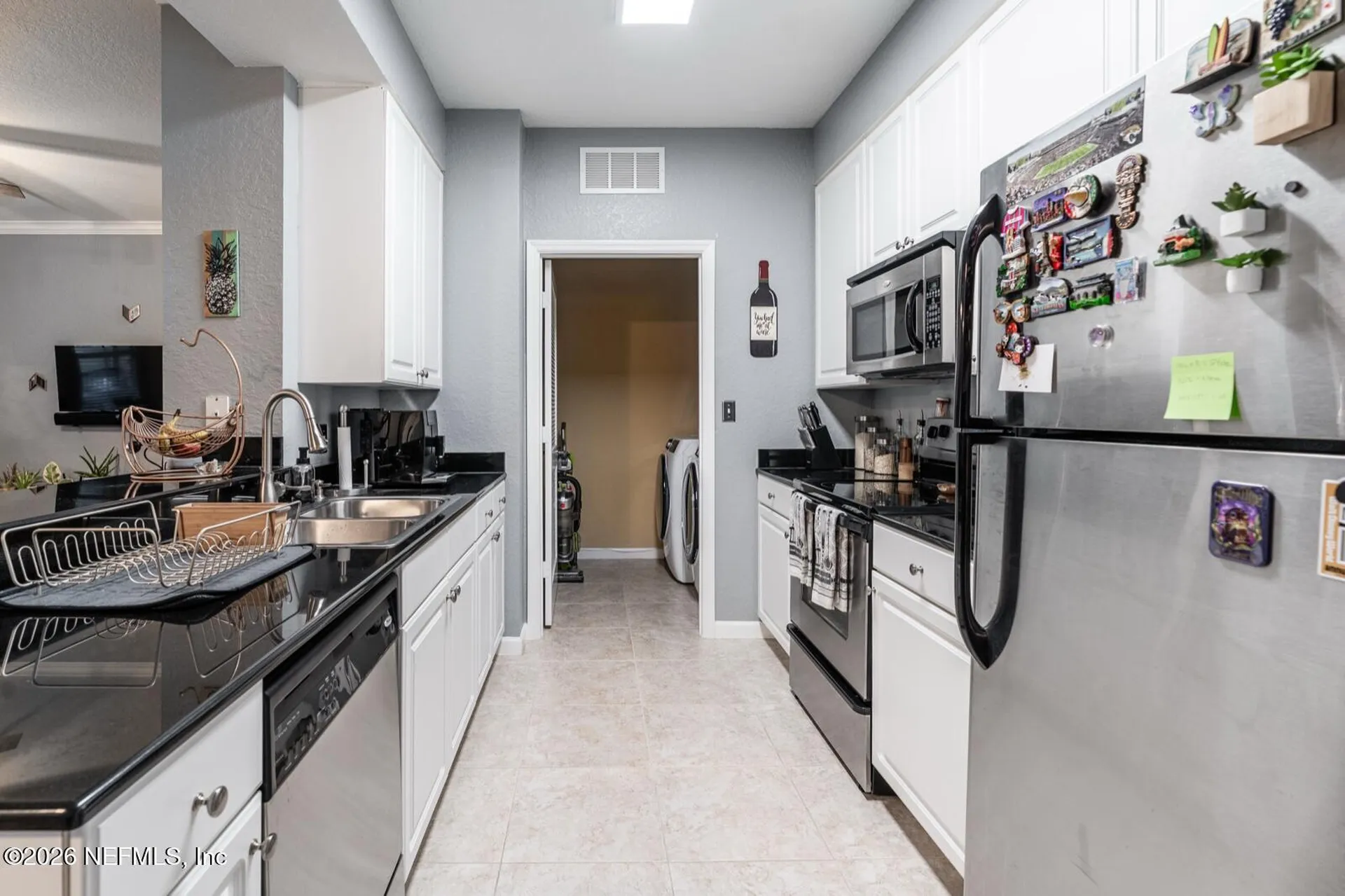 8539 Gate Parkway W Jacksonville FL 32216