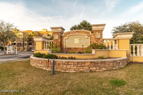 8539 Gate Parkway W Jacksonville FL 32216