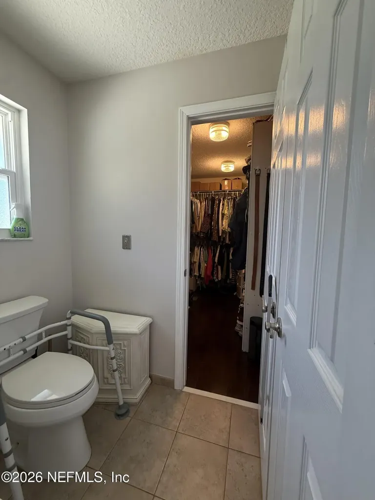 1393 Perth Road Jacksonville FL 32221
