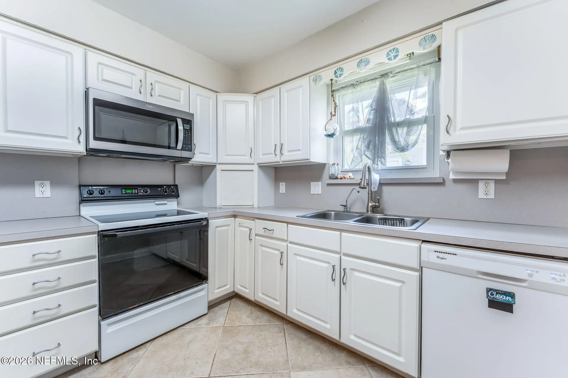 162 Belvedere Street Atlantic Beach FL 32233