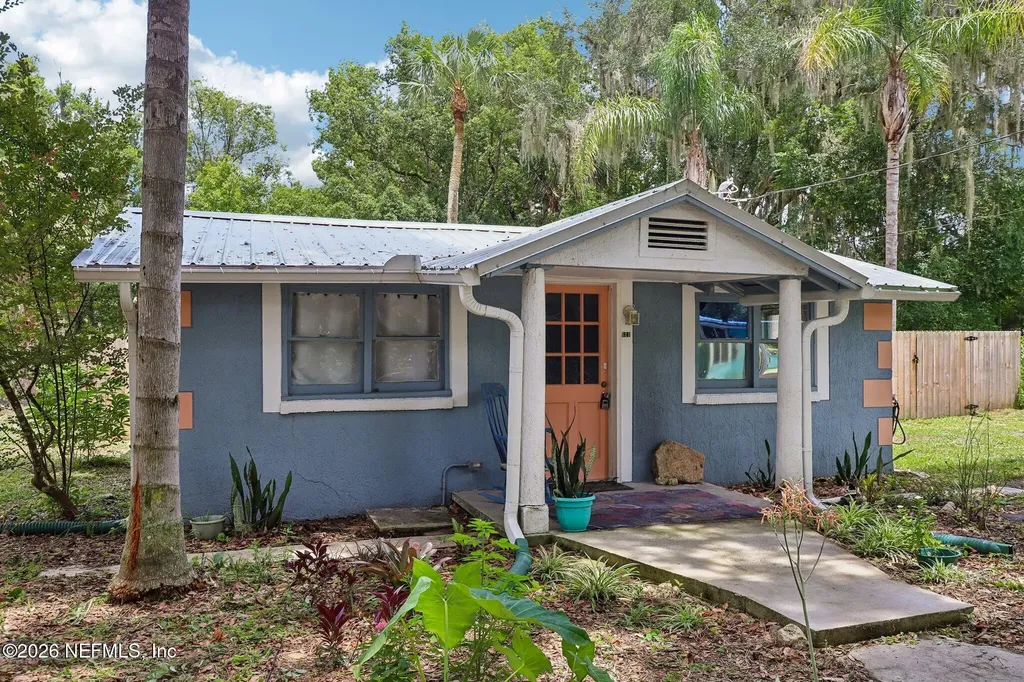 521 S 9th Street Crescent City FL 32112