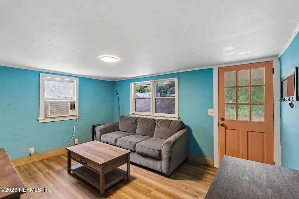 521 S 9th Street Crescent City FL 32112