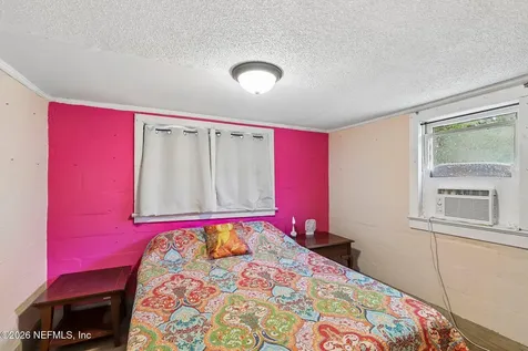 521 S 9th Street Crescent City FL 32112