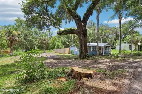 521 S 9th Street Crescent City FL 32112