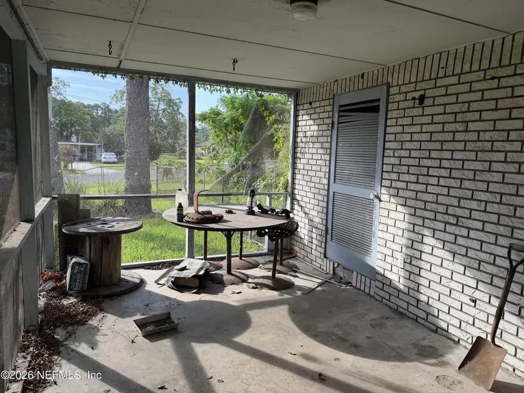7606 Contour Drive Jacksonville FL 32221