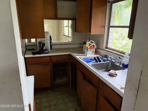 7606 Contour Drive Jacksonville FL 32221