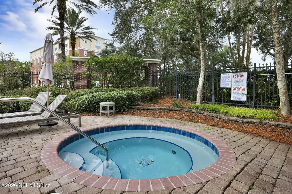 4480 Deerwood Lake Parkway Jacksonville FL 32216
