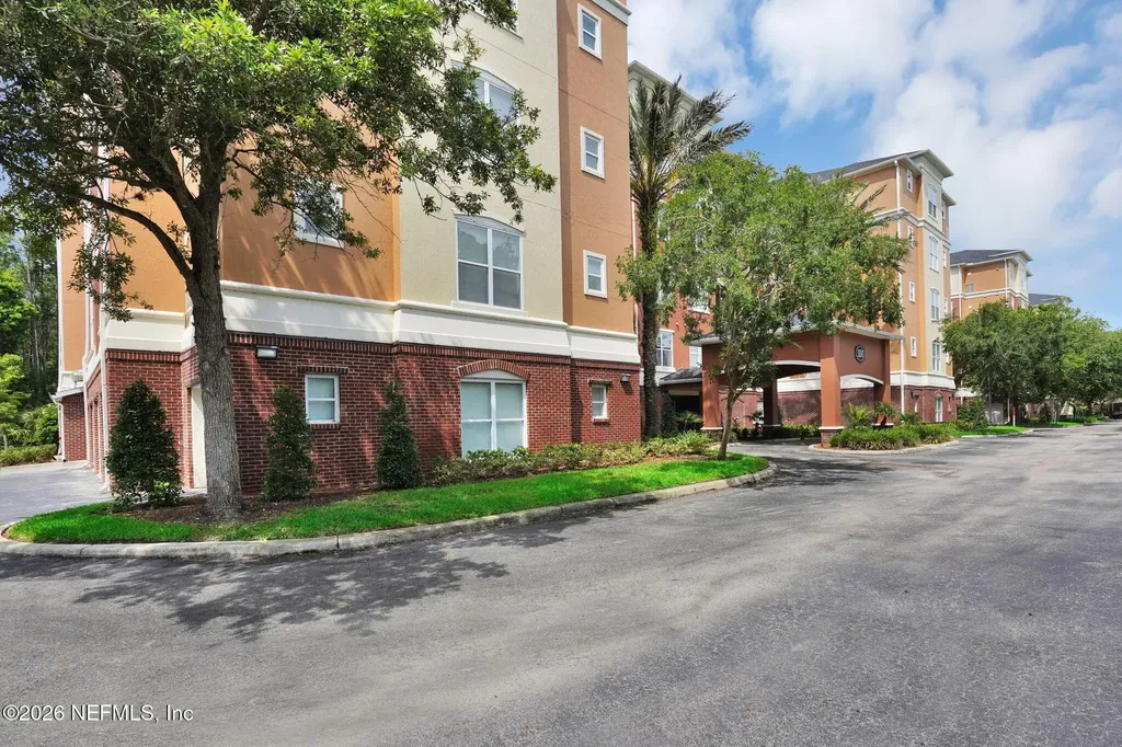 4480 Deerwood Lake Parkway Jacksonville FL 32216