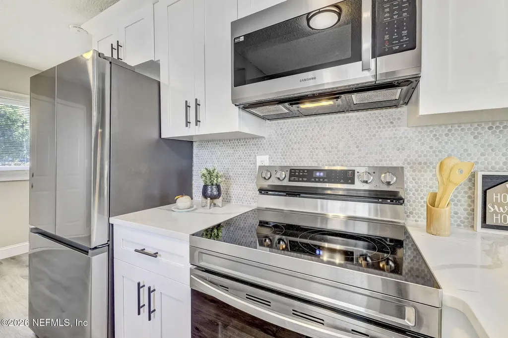 4633 Kingsbury Street Jacksonville FL 32205