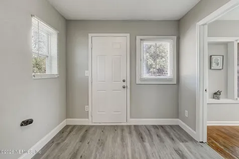 4633 Kingsbury Street Jacksonville FL 32205