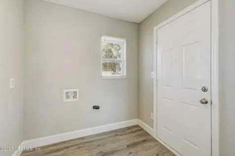 4633 Kingsbury Street Jacksonville FL 32205