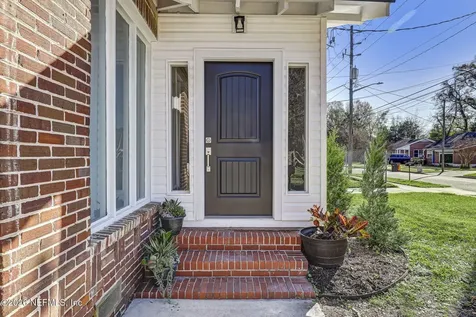 4633 Kingsbury Street Jacksonville FL 32205