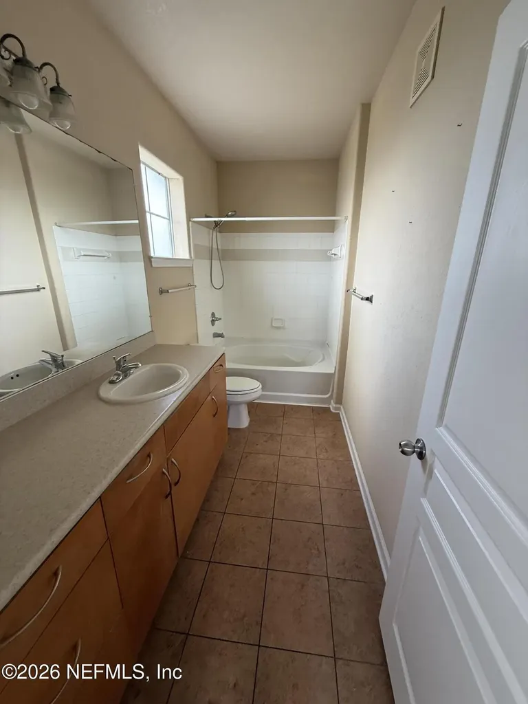 8290 Gate Parkway W Jacksonville FL 32216