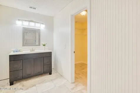 12421 Good Neighbor Trail Jacksonville FL 32225